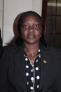 Cadi Seide_Ministra da Saude Publica