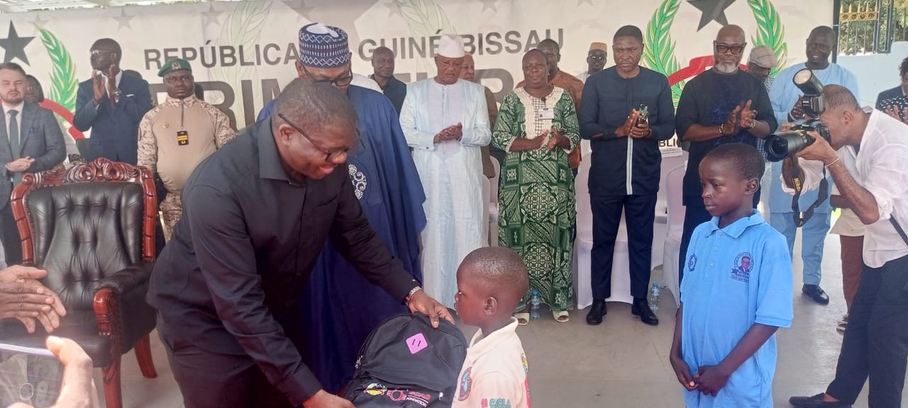 Guinea-Bissau: Government receives 4,000 school kits to support vulnerable children